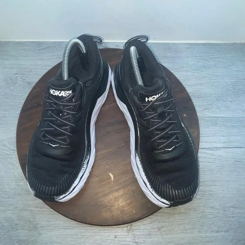 HOKA One One Bondi 7 Shoes Womens Size 8.5 Black White Road Running 1110519 BWHT